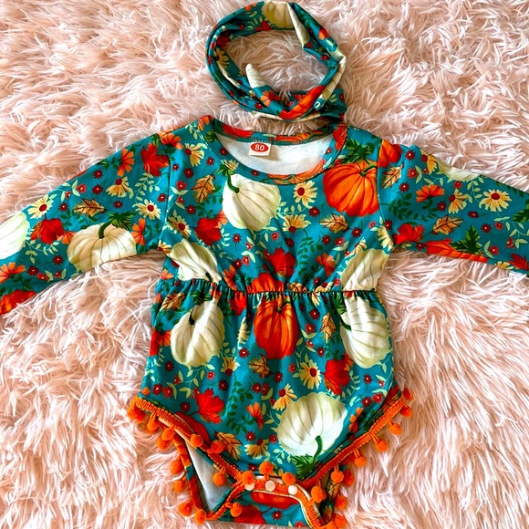 Adorable pumpkin fall onesie outfit with match tie headband, size 6-9 months - Picture 2 of 2